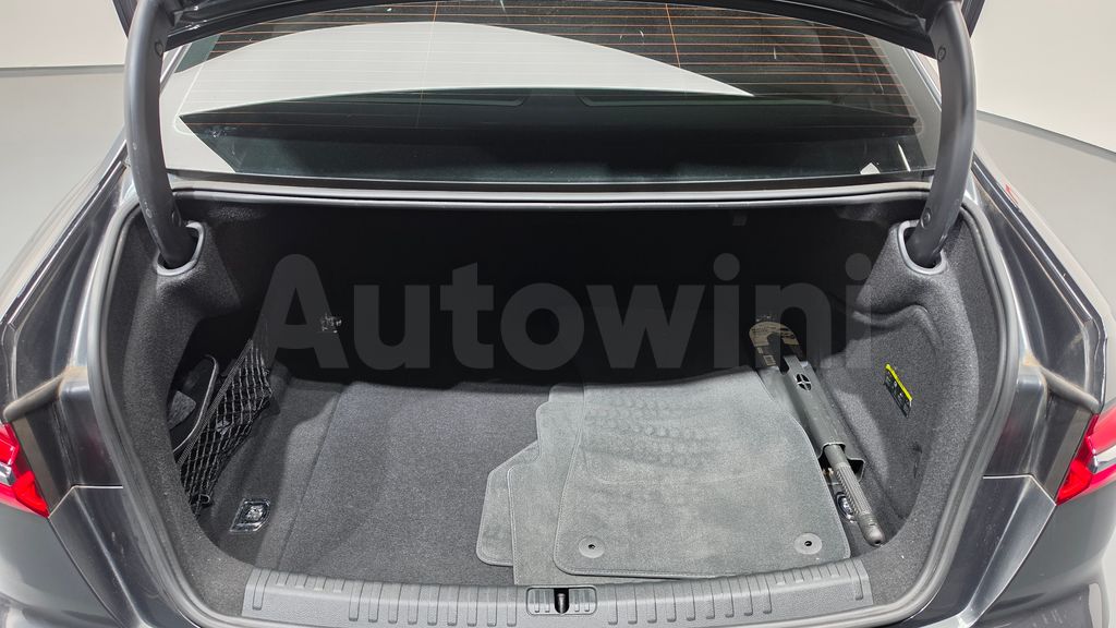 Audi A6(C8) 40 TDI Quattro Premium — снимка 19