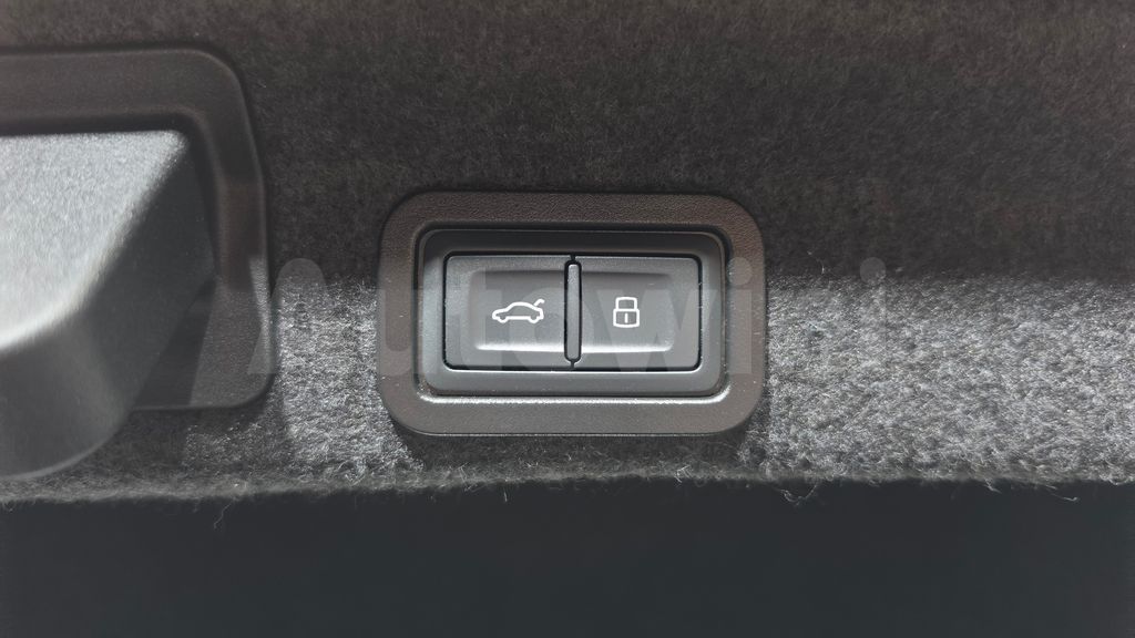 Audi A6(C8) 40 TDI Quattro Premium — снимка 18