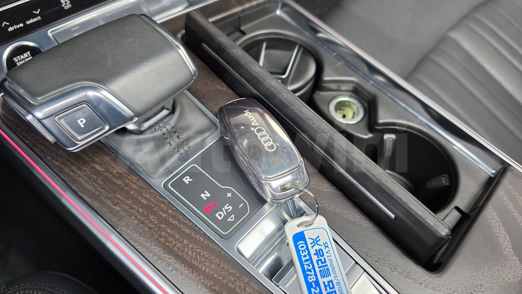 Audi A6(C8) 40 TDI Quattro Premium — снимка 16