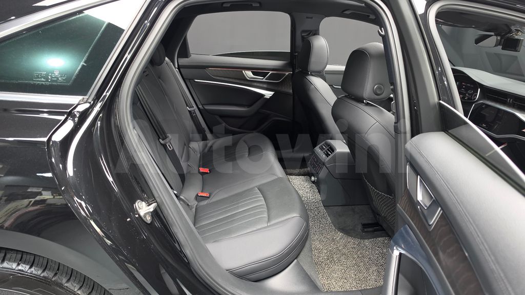 Audi A6(C8) 45 TFSI Quattro Premium — снимка 11