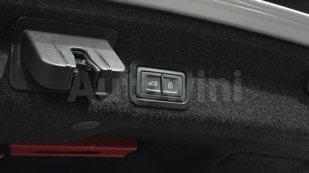 Audi A6(C8) 40 TDI Premium — снимка 20