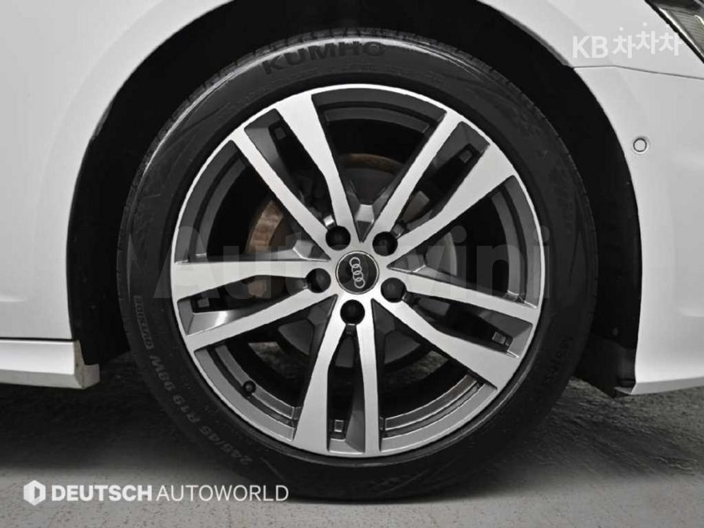 Audi A6(C8) 40 TDI Quattro Premium — снимка 5