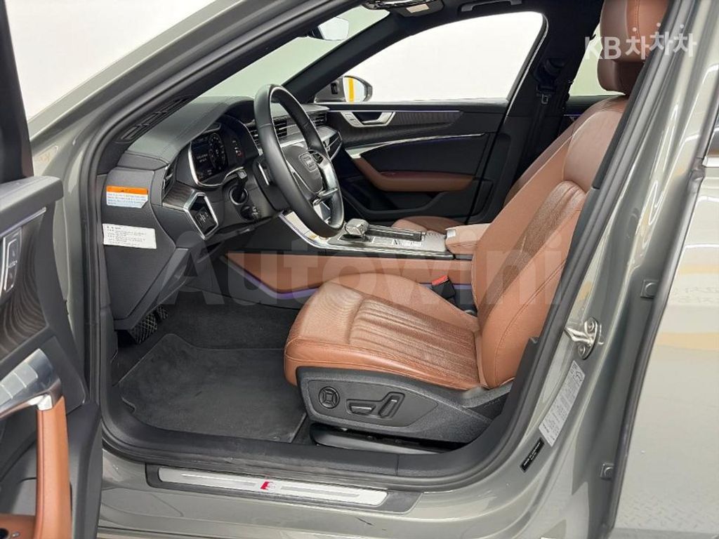 Audi A6(C8) 40 TDI Premium — снимка 11