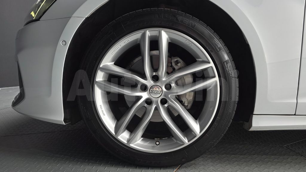 Audi A6(C8) 40 TDI Quattro Premium — снимка 4