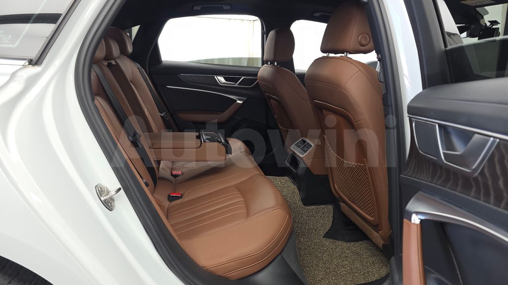 Audi A6(C8) 40 TDI Quattro Premium — снимка 11