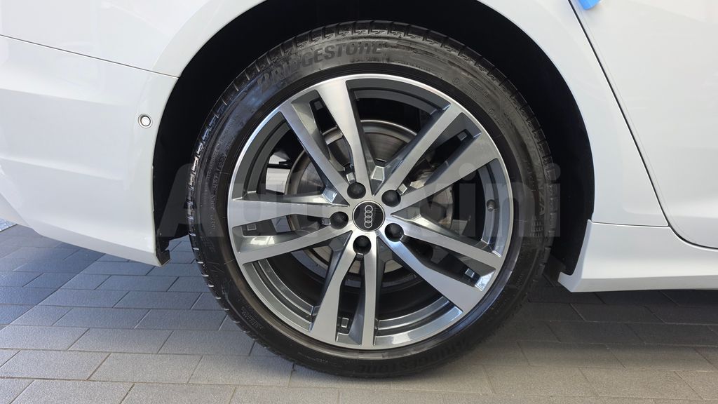 Audi A6(C8) 40 TDI Premium — снимка 5