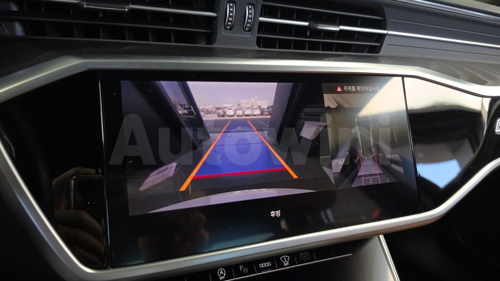 Audi A6(C8) 40 TDI Premium — снимка 15