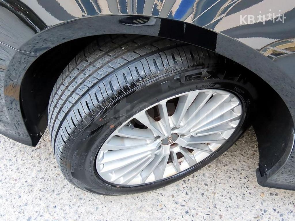 Audi A6(C8) 40 TDI Premium — снимка 20
