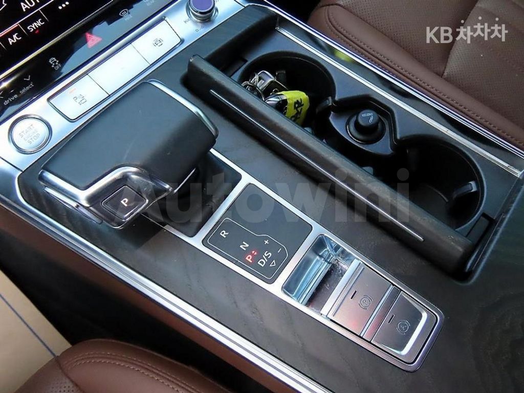 Audi A6(C8) 40 TDI Premium — снимка 11