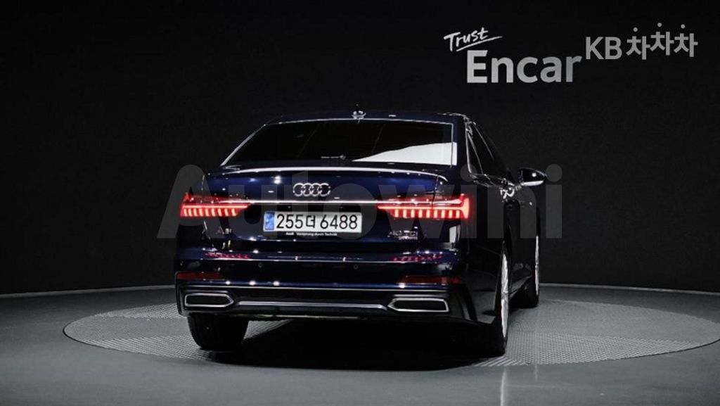 Audi A6(C8) 40 TDI Quattro Premium — снимка 4