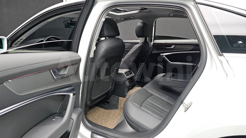 Audi A6(C8) 40 TDI — снимка 12