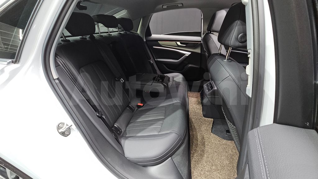 Audi A6(C8) 40 TDI — снимка 11