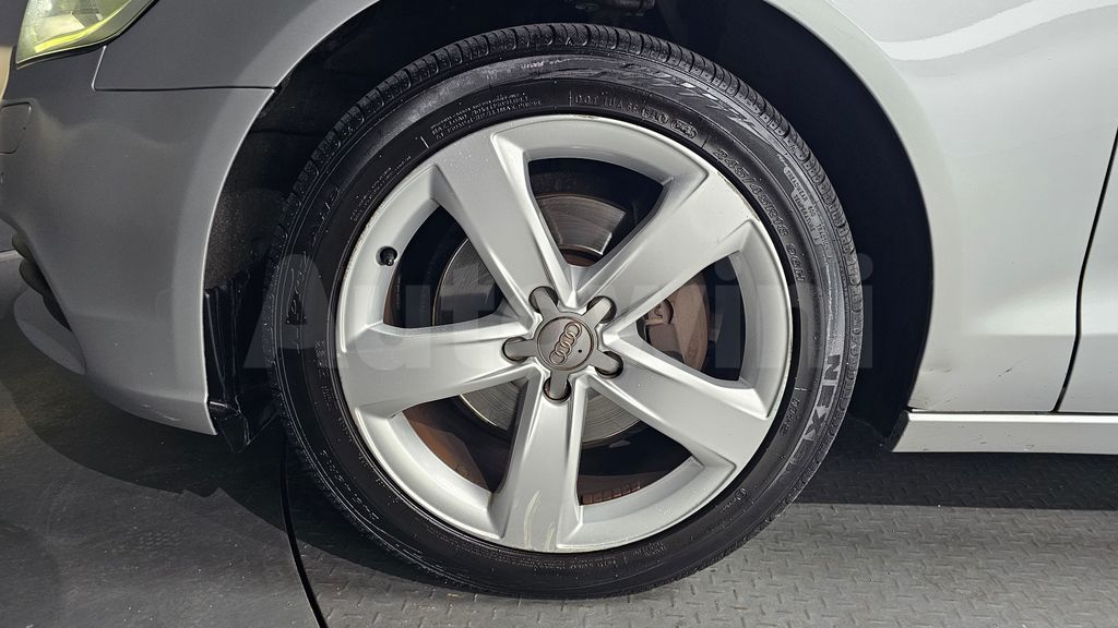 Audi New A6 2.0 TDI Dynamic C7 — снимка 5