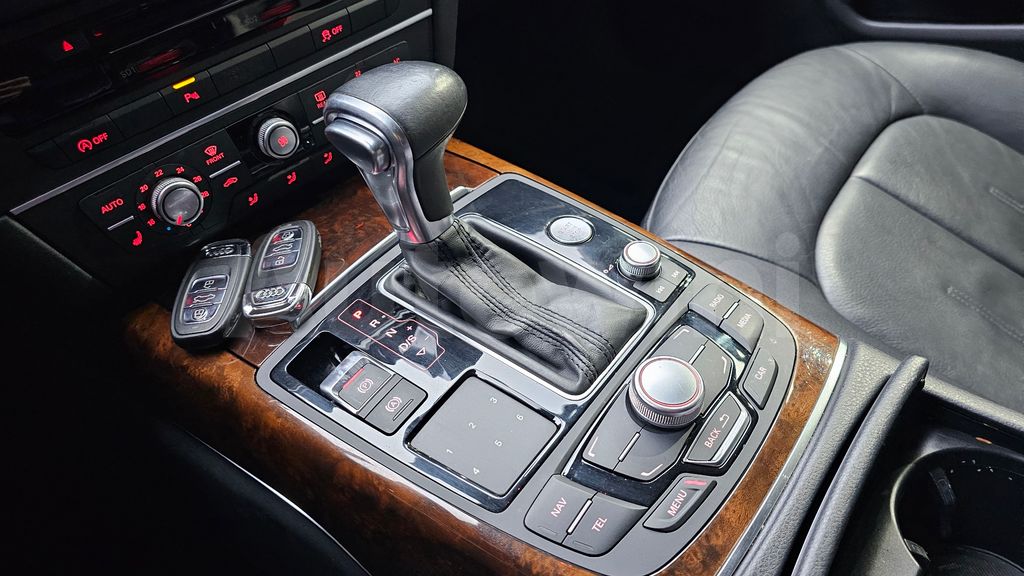 Audi New A6 2.0 TDI Dynamic C7 — снимка 9