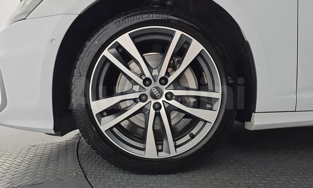Audi A6(C8) 45 TFSI Premium — снимка 5