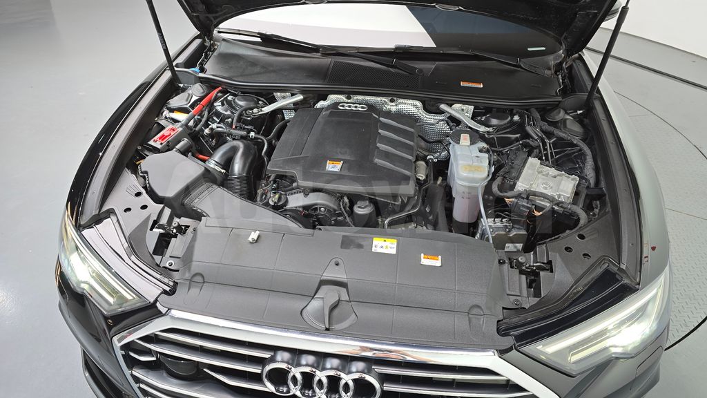 Audi A6(C8) 45 TFSI — снимка 6