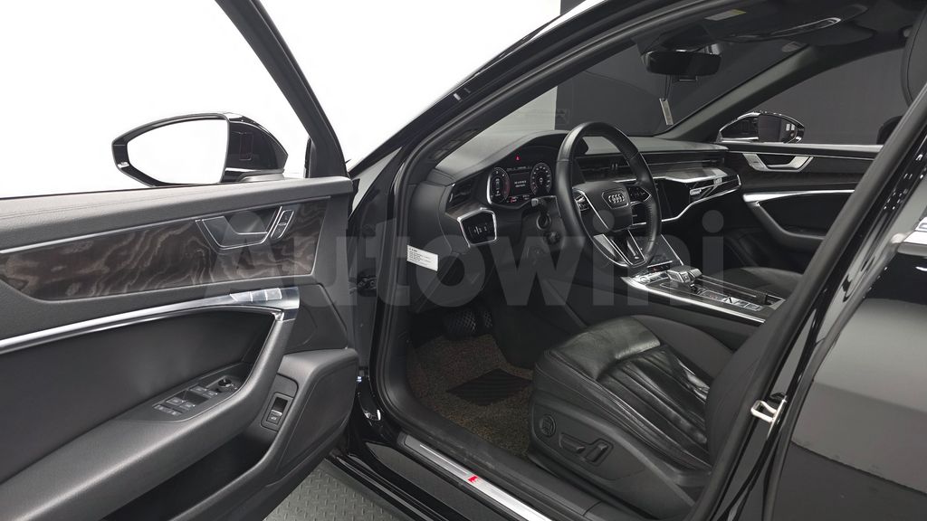 Audi A6(C8) 40 TDI Premium — снимка 10