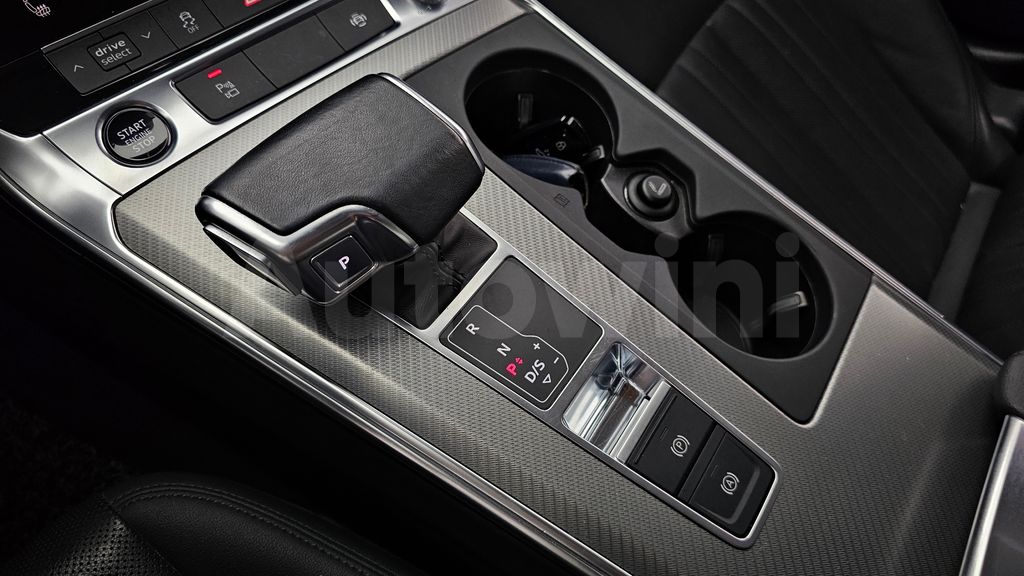 Audi A6(C8) 45 TFSI — снимка 9