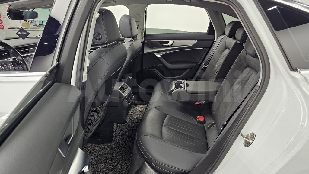 Audi A6(C8) 45 TFSI — снимка 12