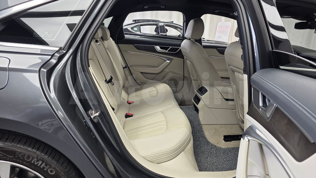 Audi A6(C8) 45 TDI Quattro Premium — снимка 12