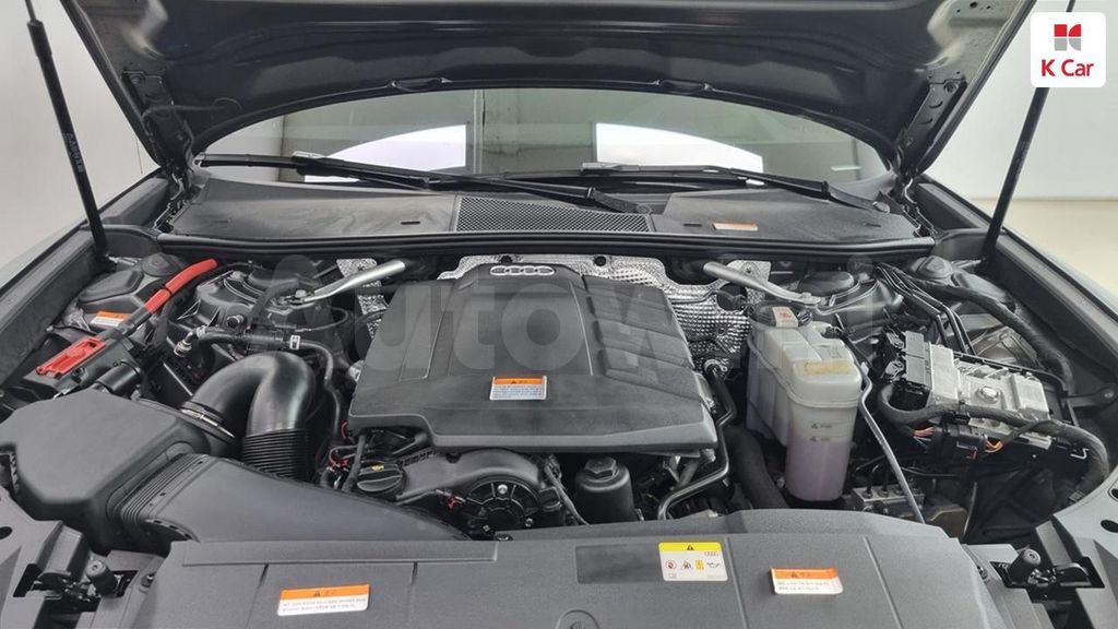 Audi A6 Gasoline 2WD — снимка 9