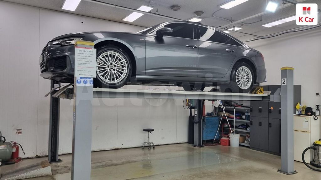 Audi A6 Gasoline 2WD — снимка 11