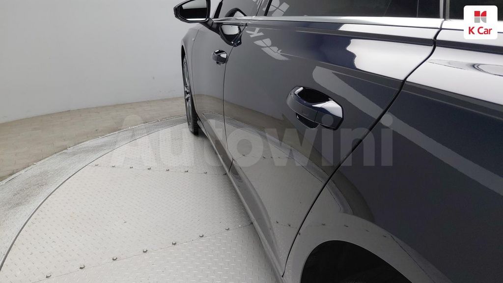 Audi A6 Gasoline 2WD — снимка 9