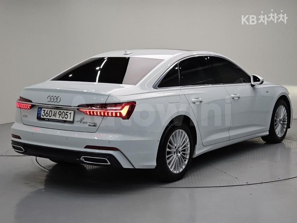 Audi A6(C8) 45 TFSI Quattro Premium — снимка 4
