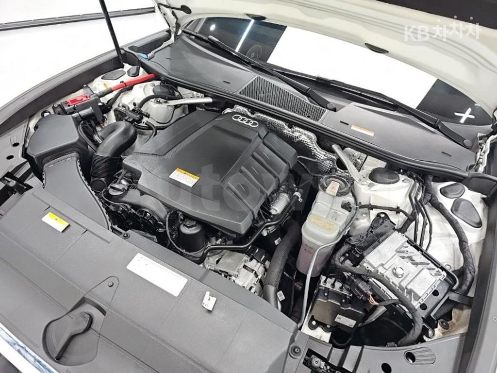 Audi A6(C8) 45 TFSI Quattro Premium — снимка 5