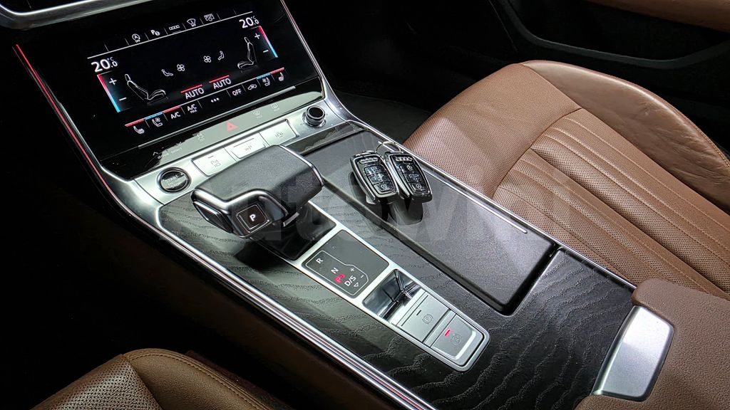 Audi A6(C8) 40 TDI Premium — снимка 11