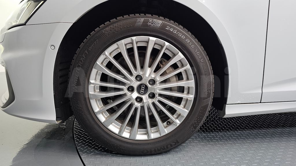 Audi A6(C8) 45 TFSI Premium — снимка 4