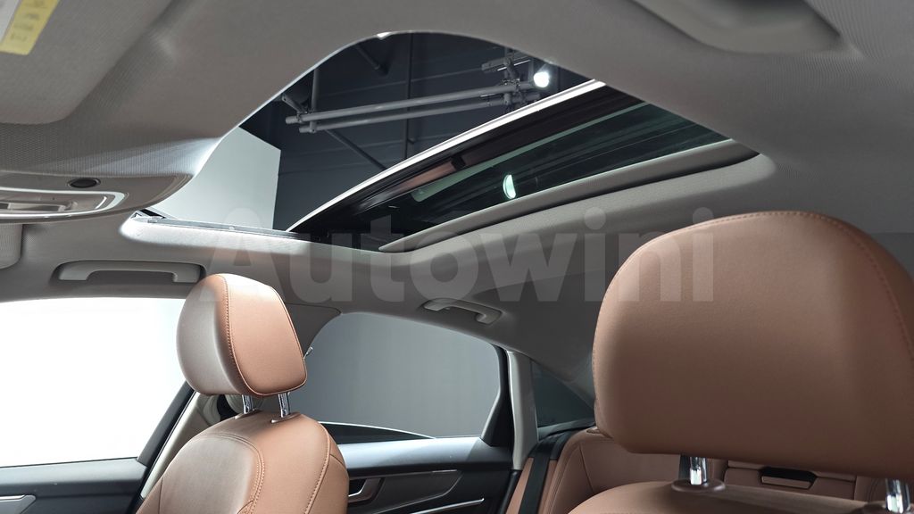 Audi A6(C8) 40 TDI — снимка 16