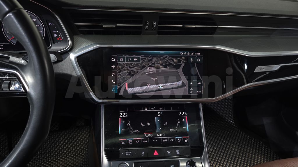 Audi A6(C8) 40 TDI — снимка 13