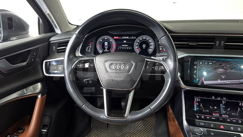 Audi A6(C8) 40 TDI — снимка 14
