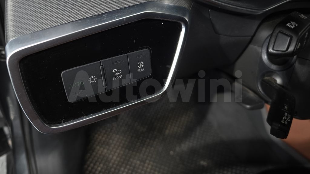 Audi A6(C8) 40 TDI — снимка 20