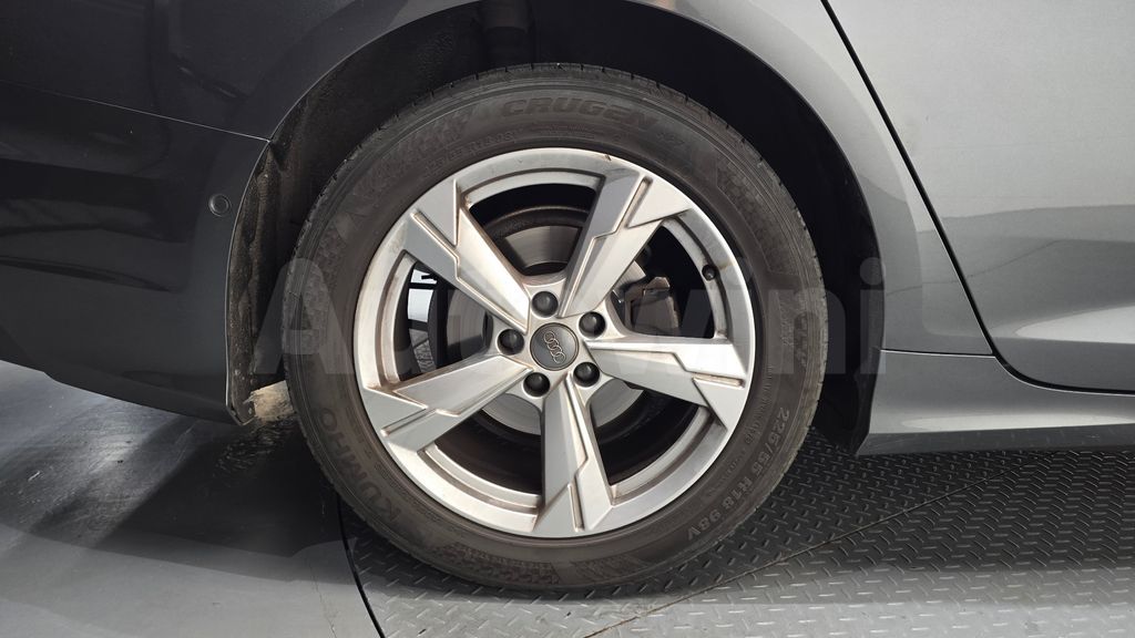 Audi A6(C8) 40 TDI — снимка 5