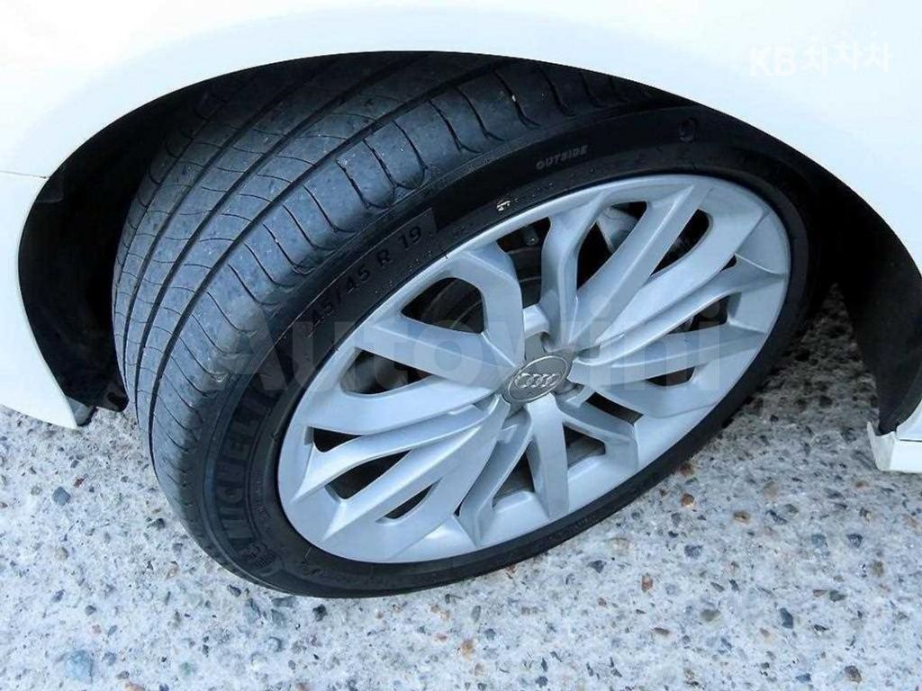 Audi A6 50 TFSI Quattro LED C7(14~15) — снимка 20