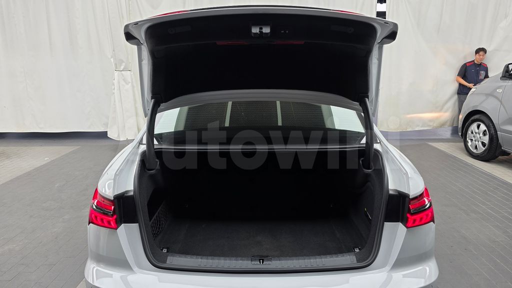 Audi A6(C8) 45 TFSI Quattro Premium — снимка 20