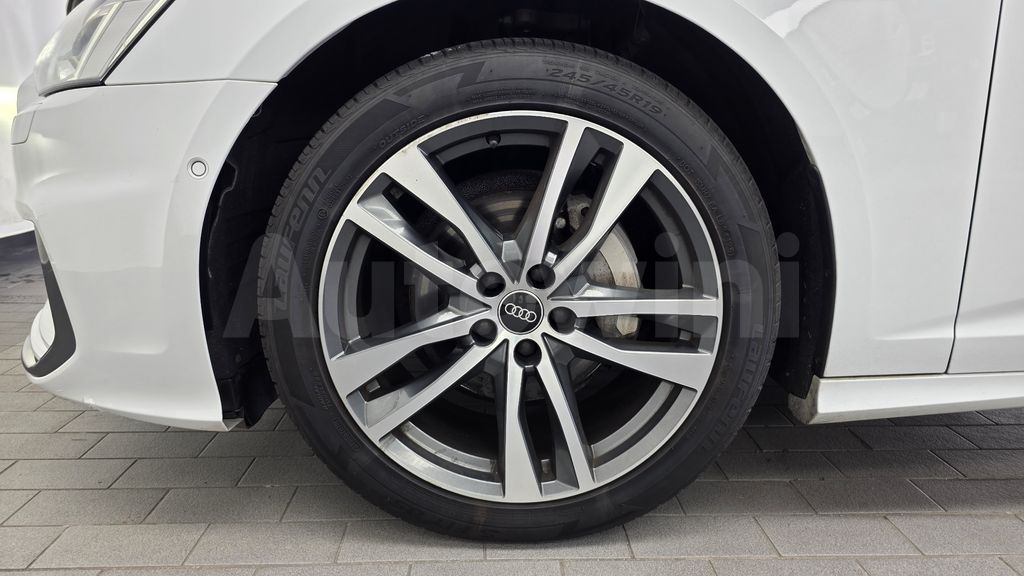 Audi A6(C8) 40 TDI Premium — снимка 5