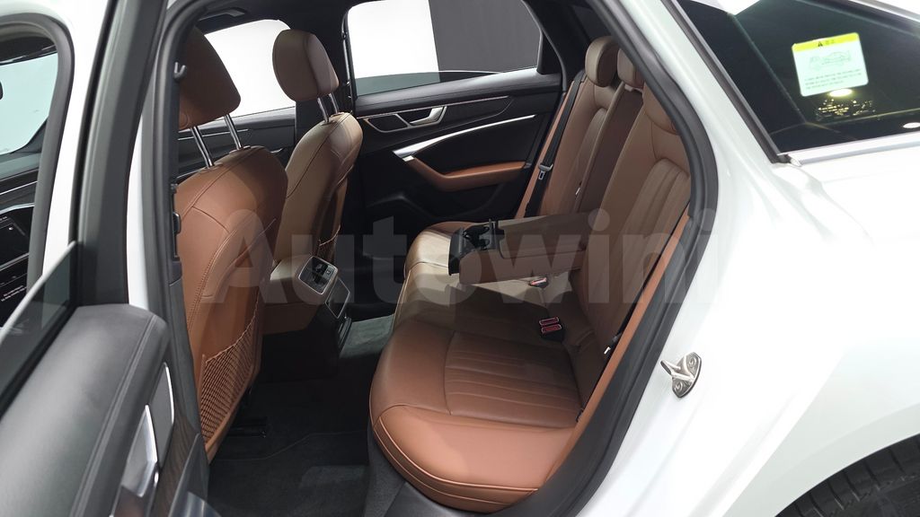 Audi A6(C8) 40 TDI Quattro Premium — снимка 12