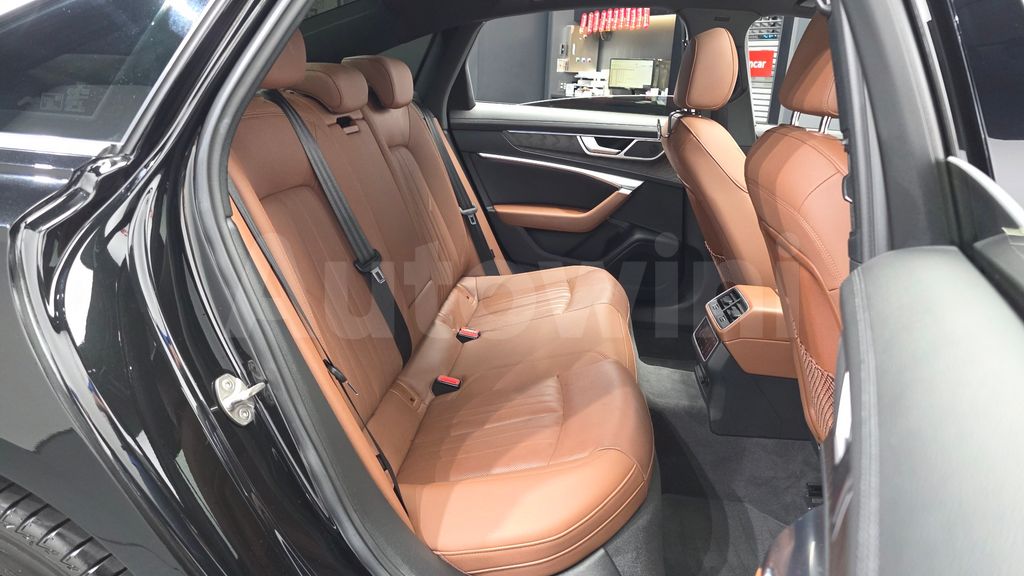 Audi A6(C8) 45 TFSI Premium — снимка 12