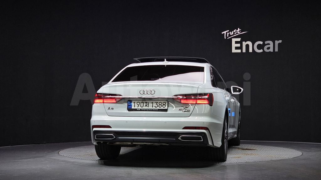 Audi A6(C8) 40 TDI Quattro Premium — снимка 3