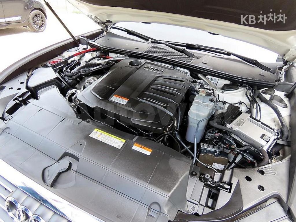 Audi A6(C8) 40 TDI Premium — снимка 19