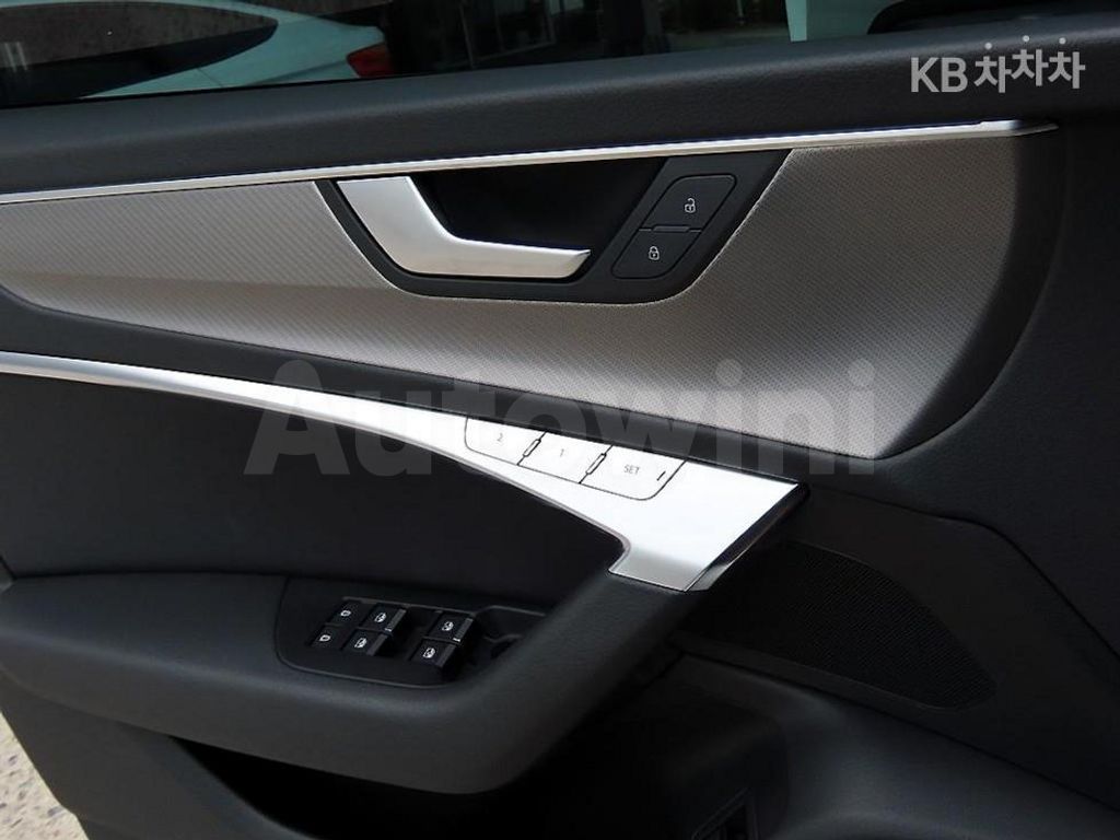 Audi A6(C8) 40 TDI Premium — снимка 11