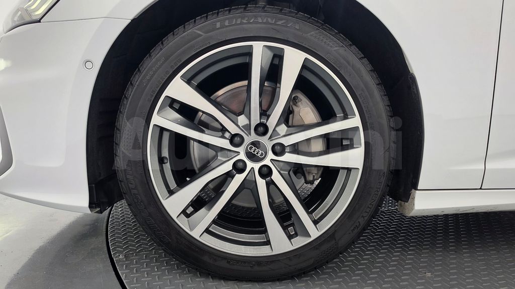 Audi A6(C8) 45 TFSI Quattro Premium — снимка 5