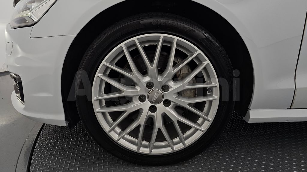 Audi New A6 40 TDI Quattro Premium C7 — снимка 5