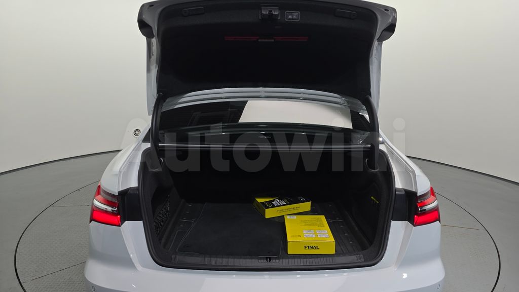 Audi A6(C8) 40 TDI Quattro Premium — снимка 19