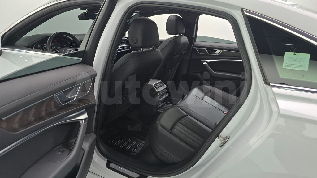 Audi A6(C8) 40 TDI Quattro Premium — снимка 11