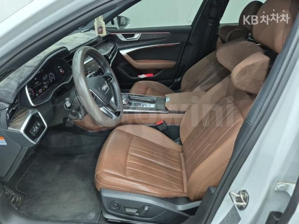 Audi A6(C8) 40 TDI Premium — снимка 11