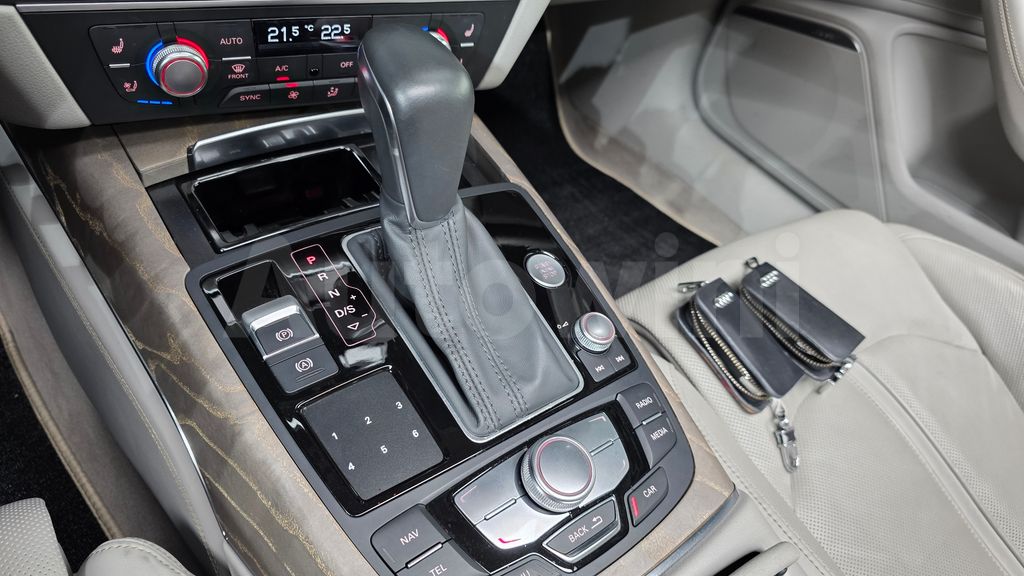 Audi New A6 50 TDI Quattro Premium Tech & Design C7 — снимка 9